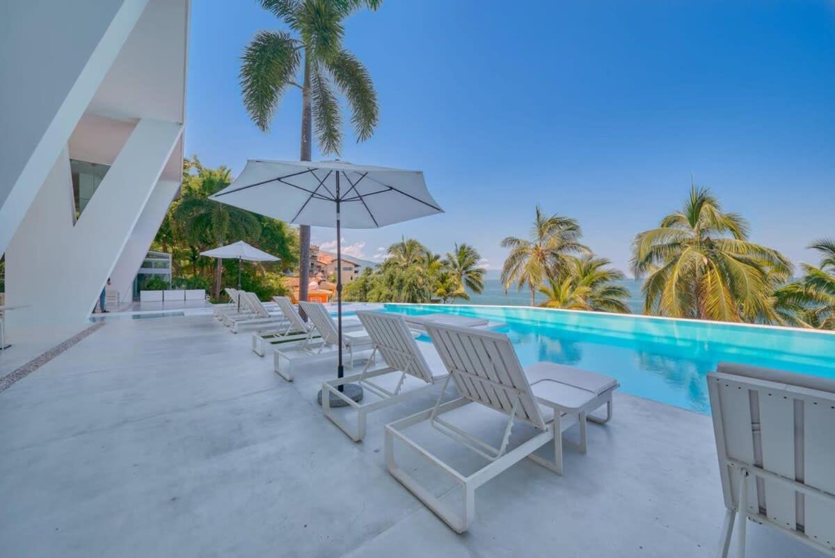 Luxury 1br With View - Jacuzzi - King Bed Apartment *