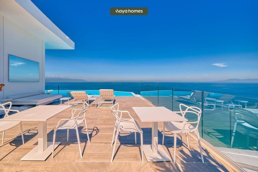 Luxury 1br With View - Jacuzzi - King Bed Apartment Puerto Vallarta