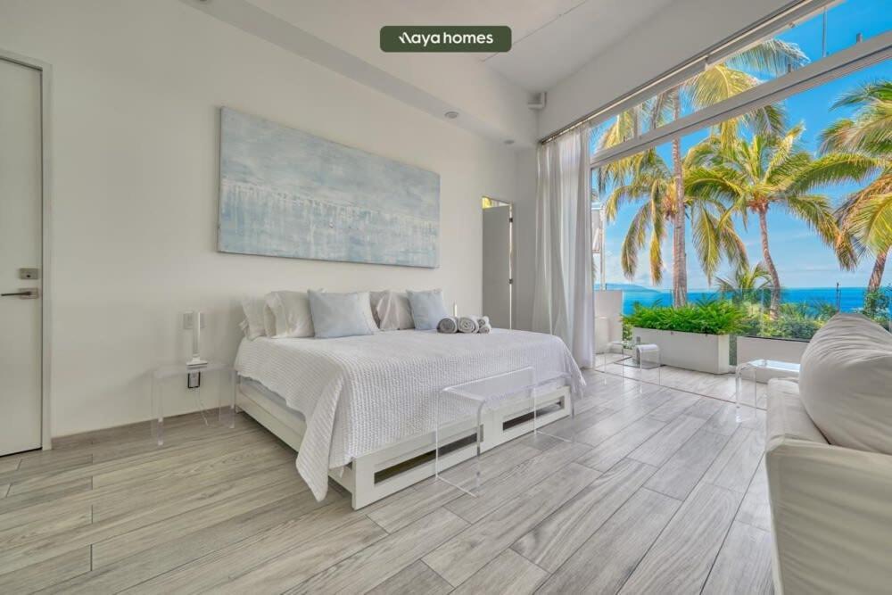 Luxury 1br With View - Jacuzzi - King Bed Apartment Puerto Vallarta