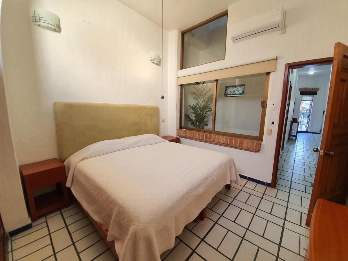 Apartment Cozy & Bright Near The And Close Walk To Malecon Puerto Vallarta