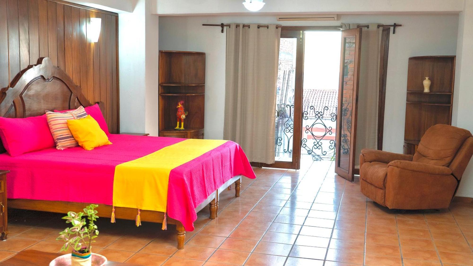 Pueblo Real Boutique Bed & Breakfast