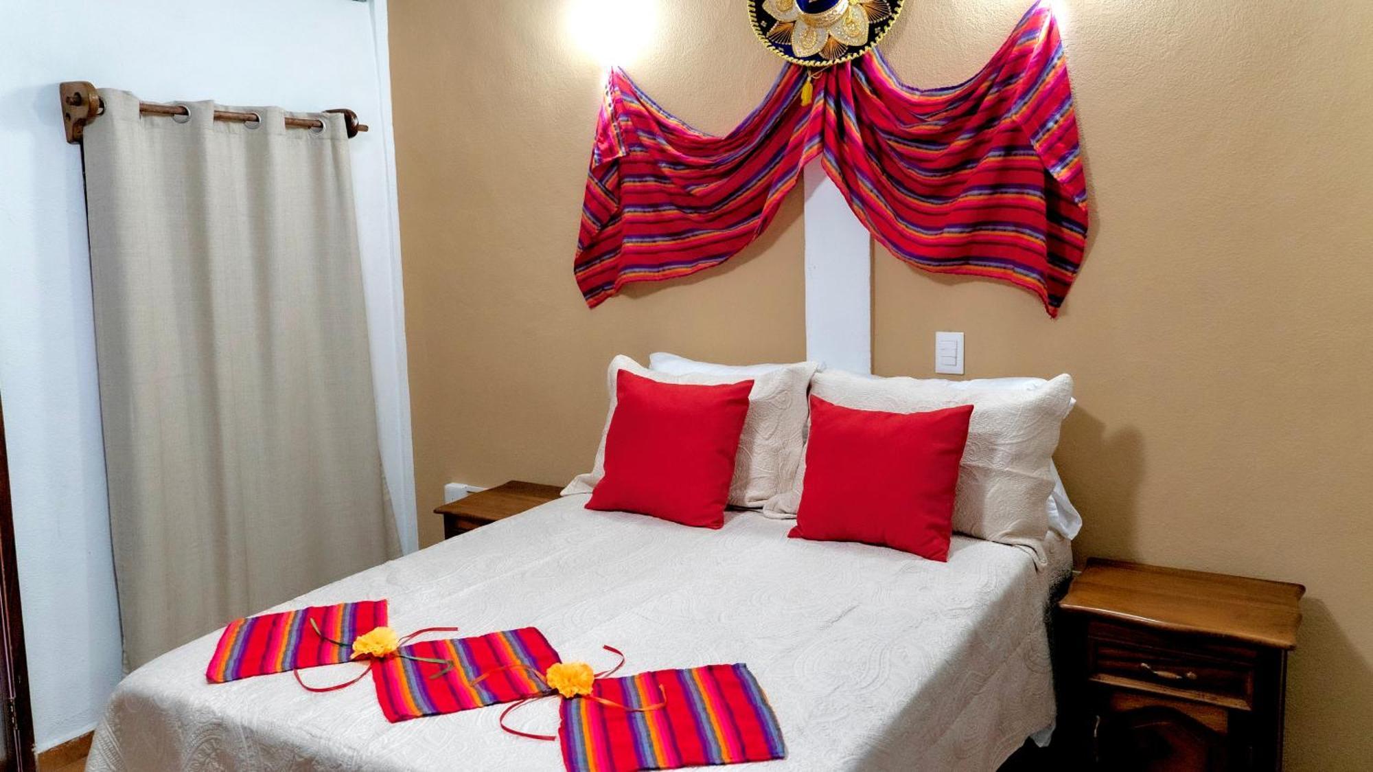 Bed & Breakfast Pueblo Real Boutique Puerto Vallarta