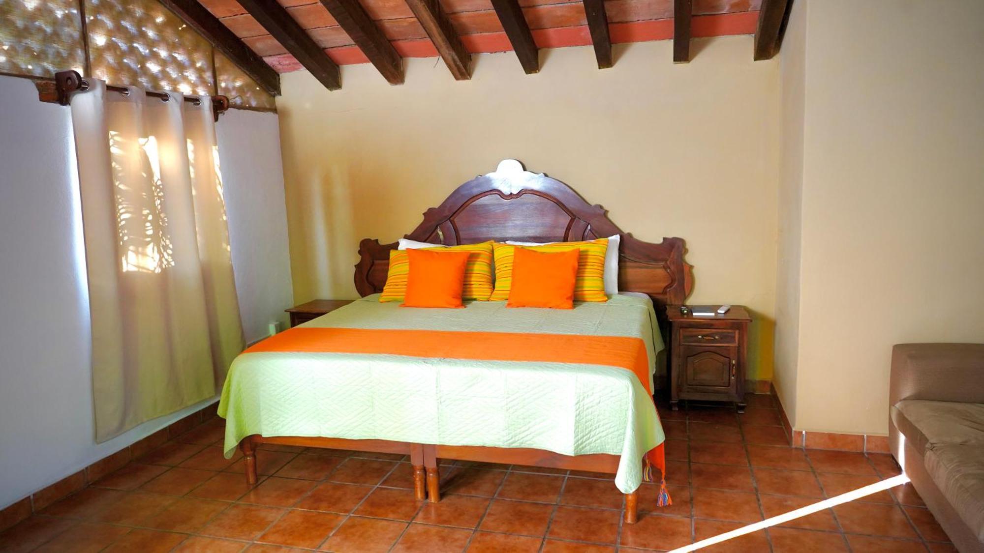 Pueblo Real Boutique