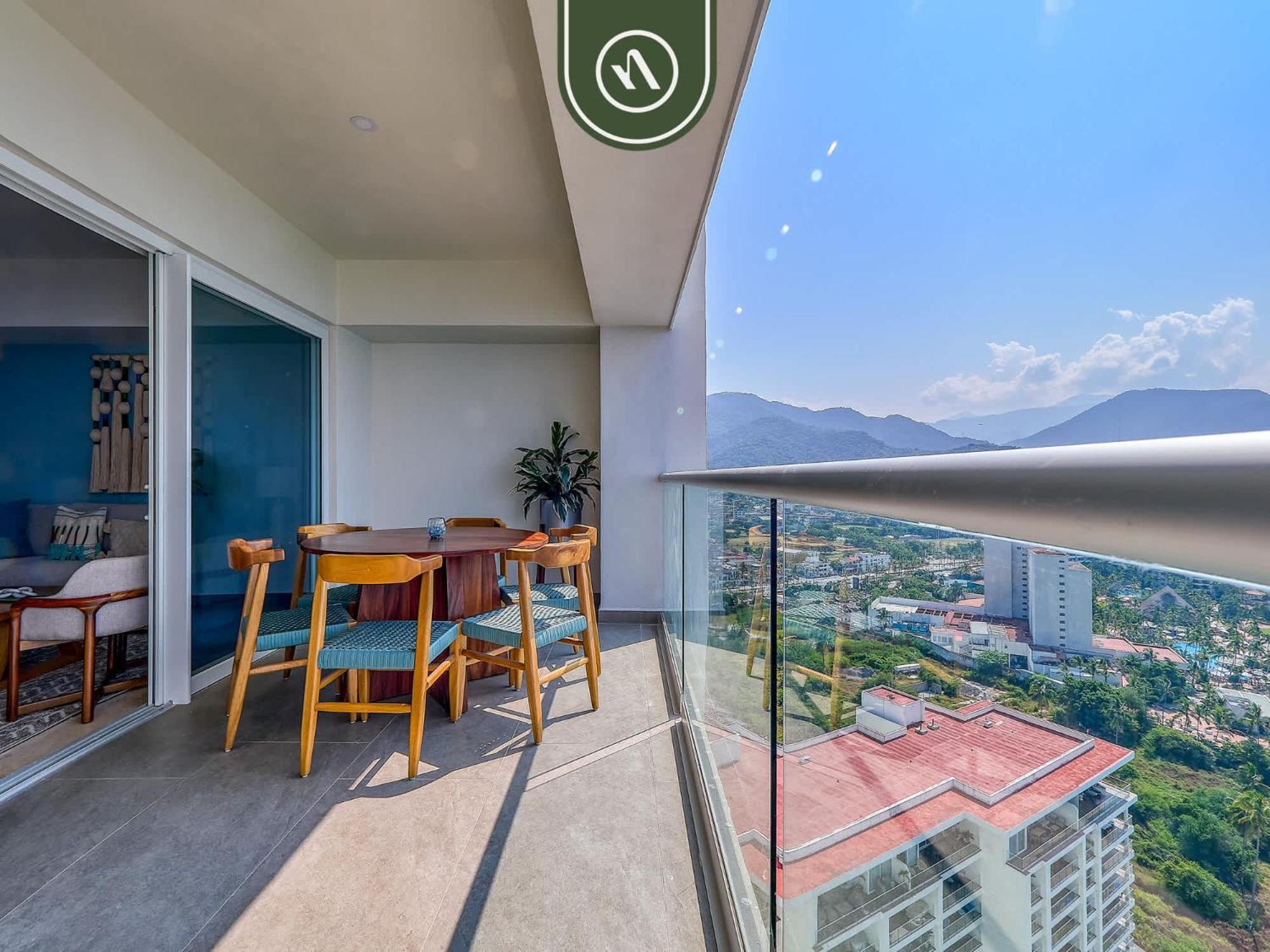 Luxury Oceanfront 3 Bedroom - Pools * Puerto Vallarta