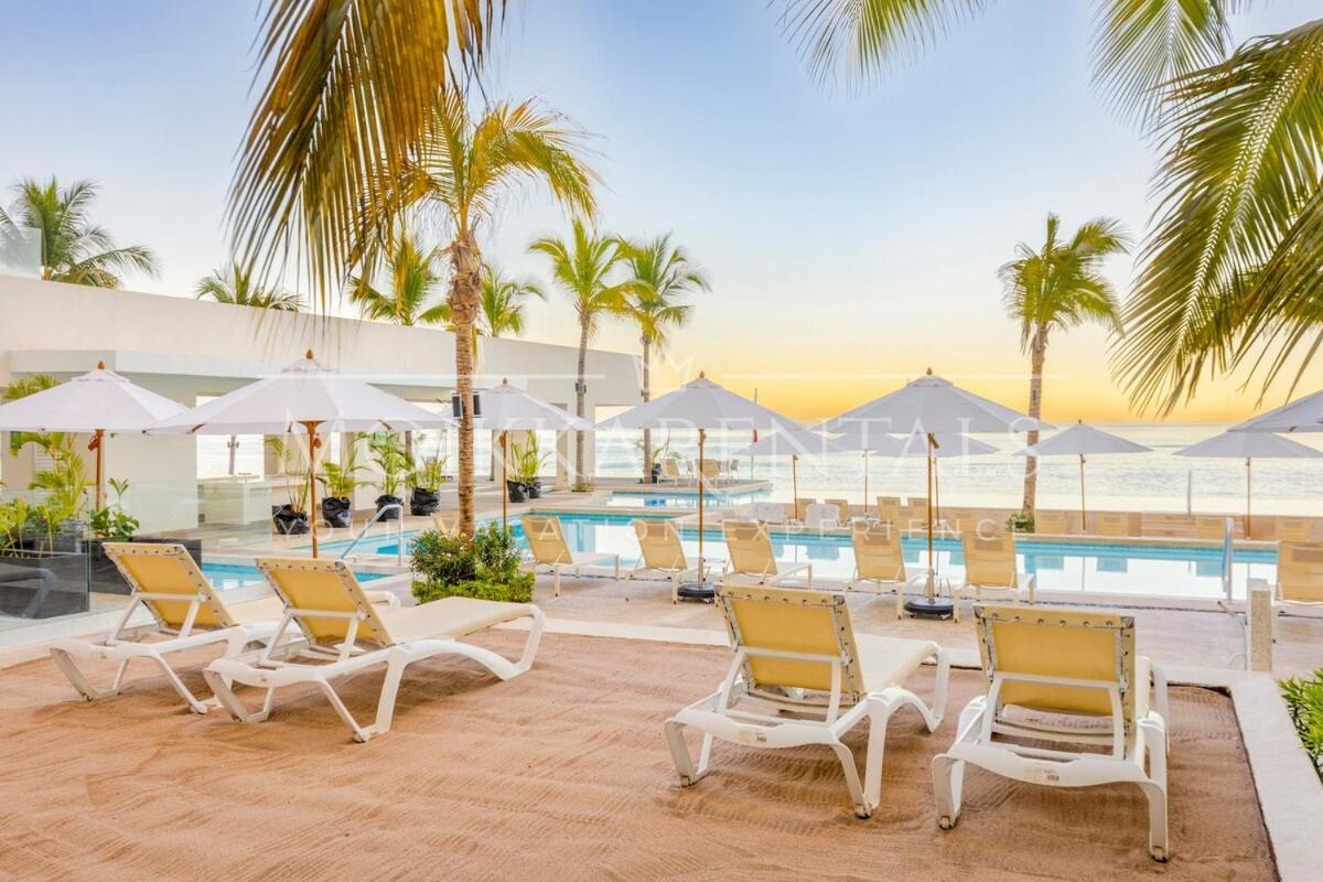 Stunning View Oceanfront Apartment Puerto Vallarta