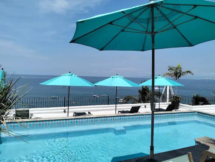 Muertos Escape Puerto Vallarta
