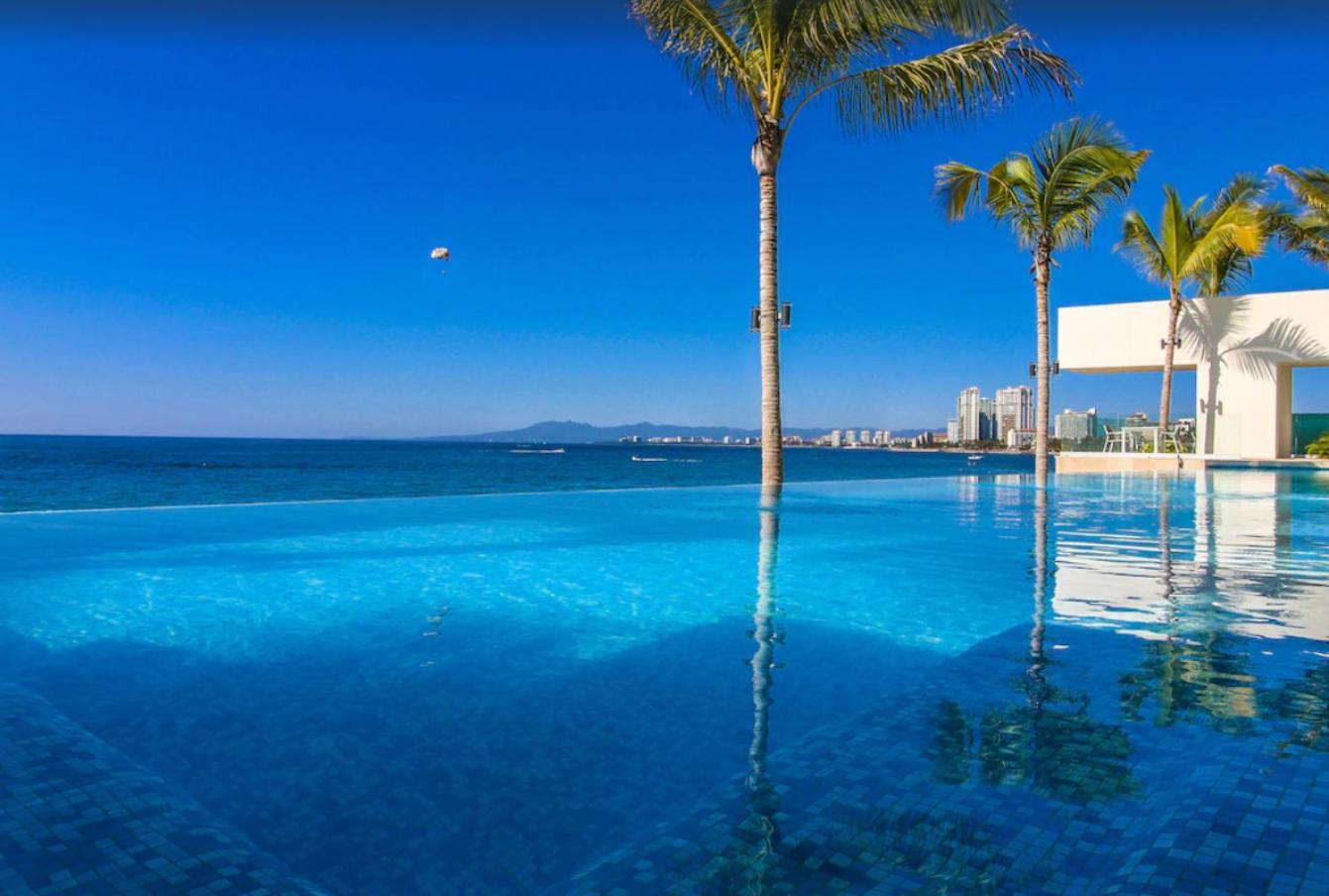 Harbor 171 - Loft- 10th Floor- Front * Puerto Vallarta