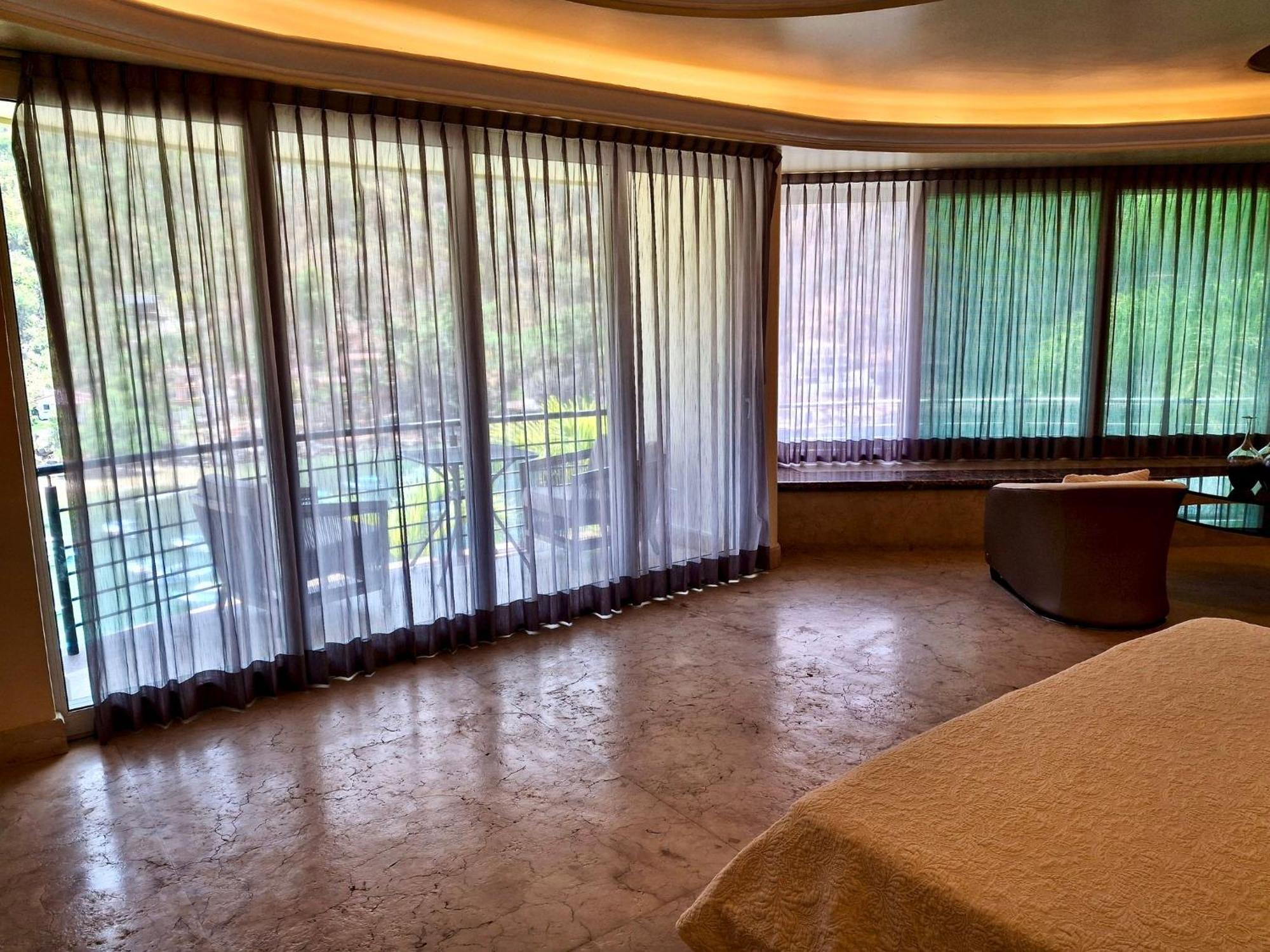 Villa Luxury Frontage For Rent *