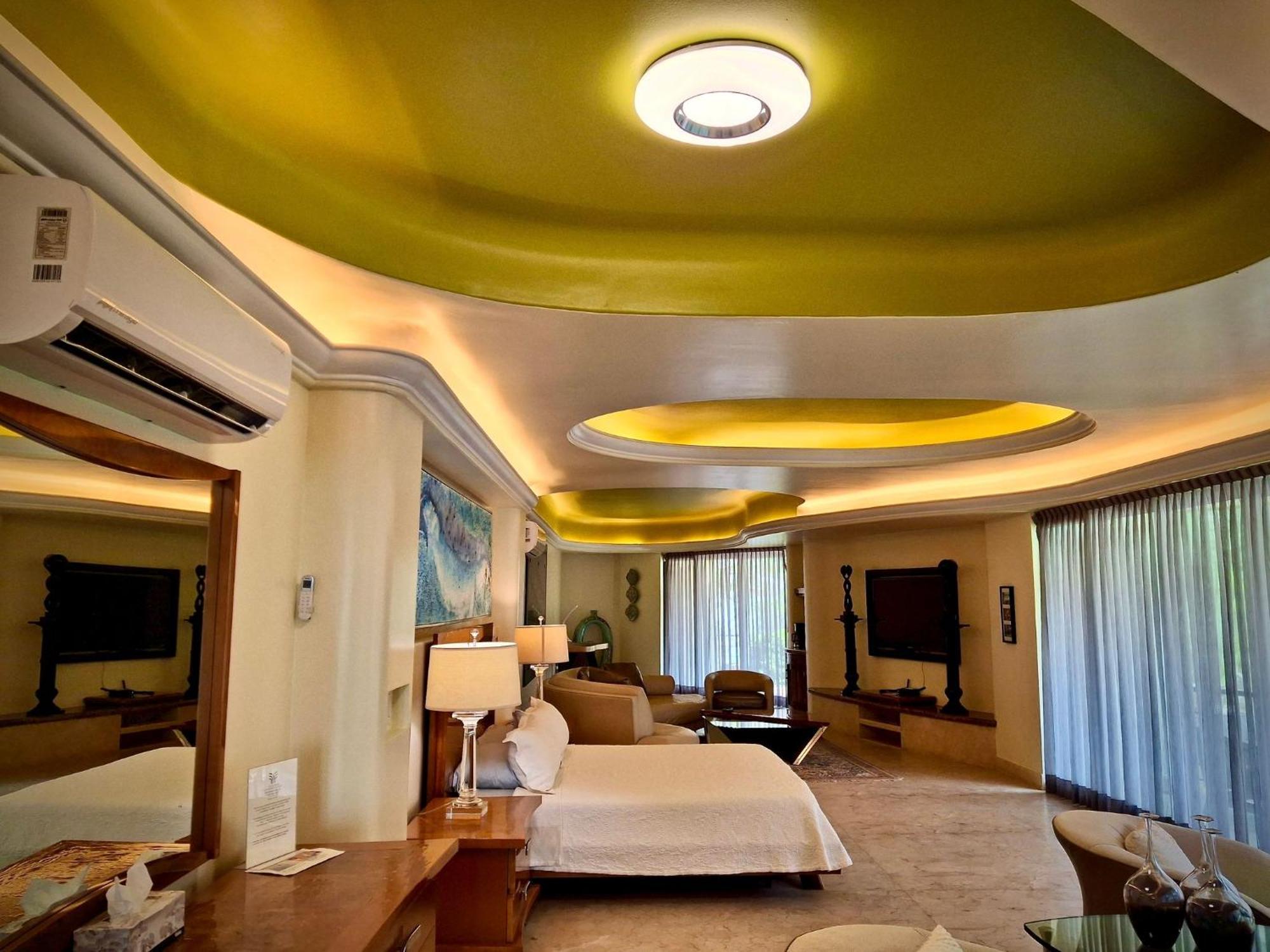 Villa Luxury Frontage For Rent *