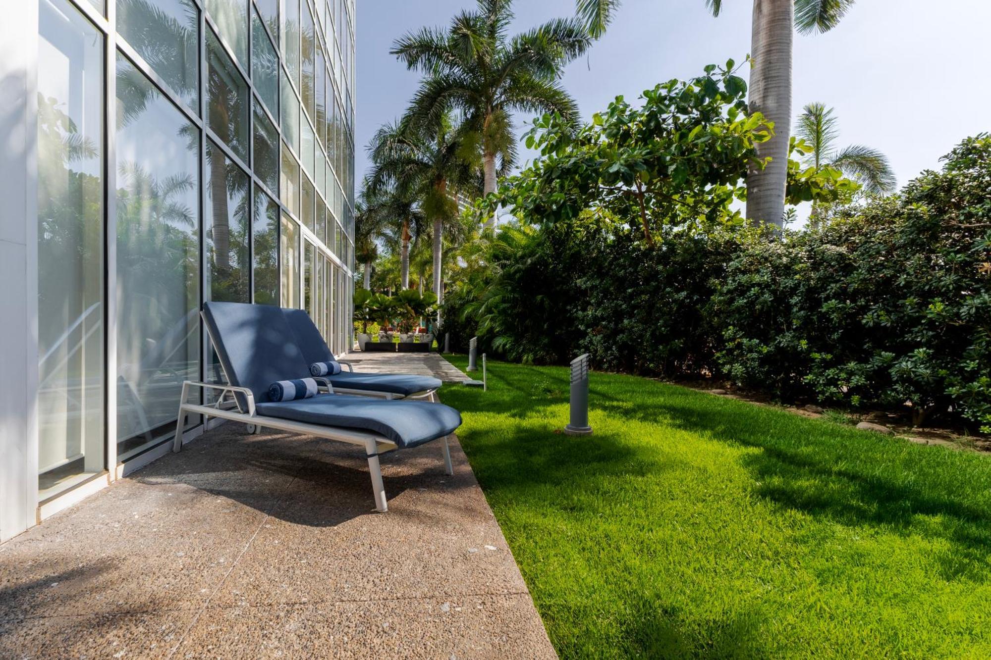 Apartahotel Capitalia Tres Mares Residences & Marina