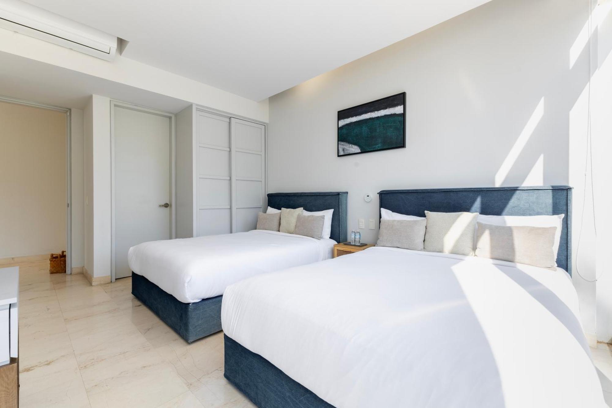 Capitalia Tres Mares Residences & Marina Apartahotel