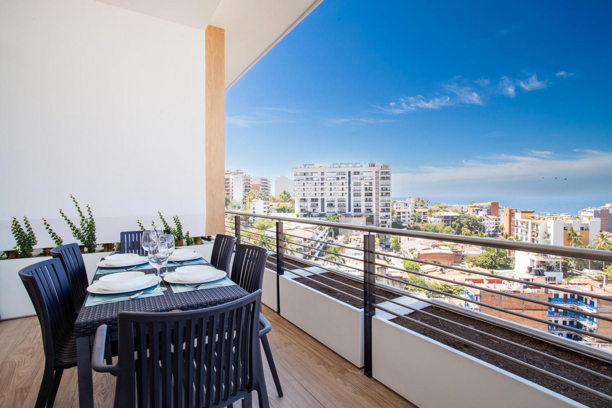 Hotel Maxwell Residences Romantic Zone Puerto Vallarta