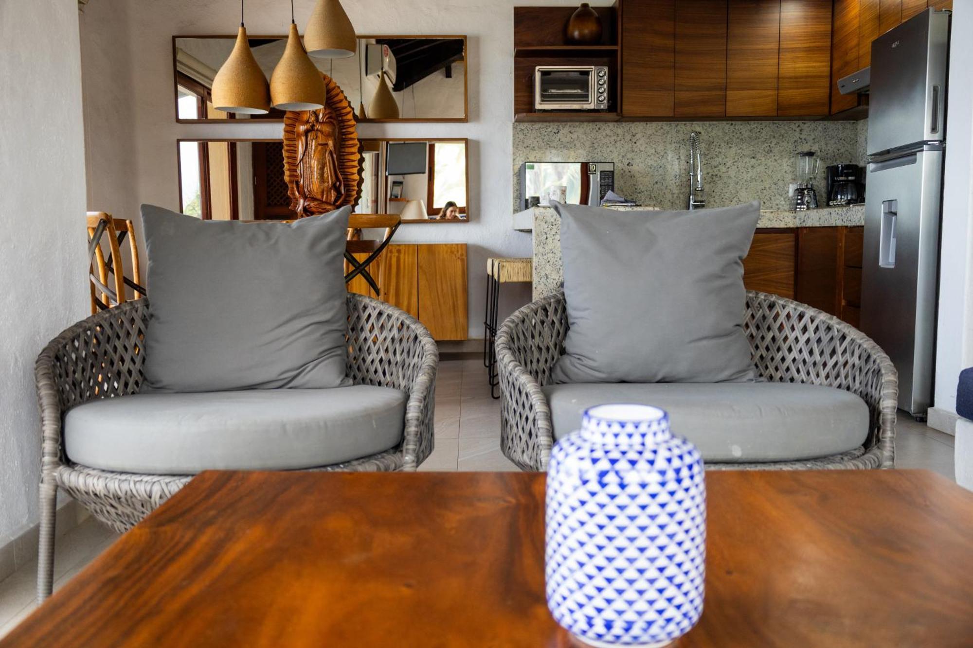 Tules 501 One Bedroom With Ocean Views And Lush Palm Gardens * Puerto Vallarta