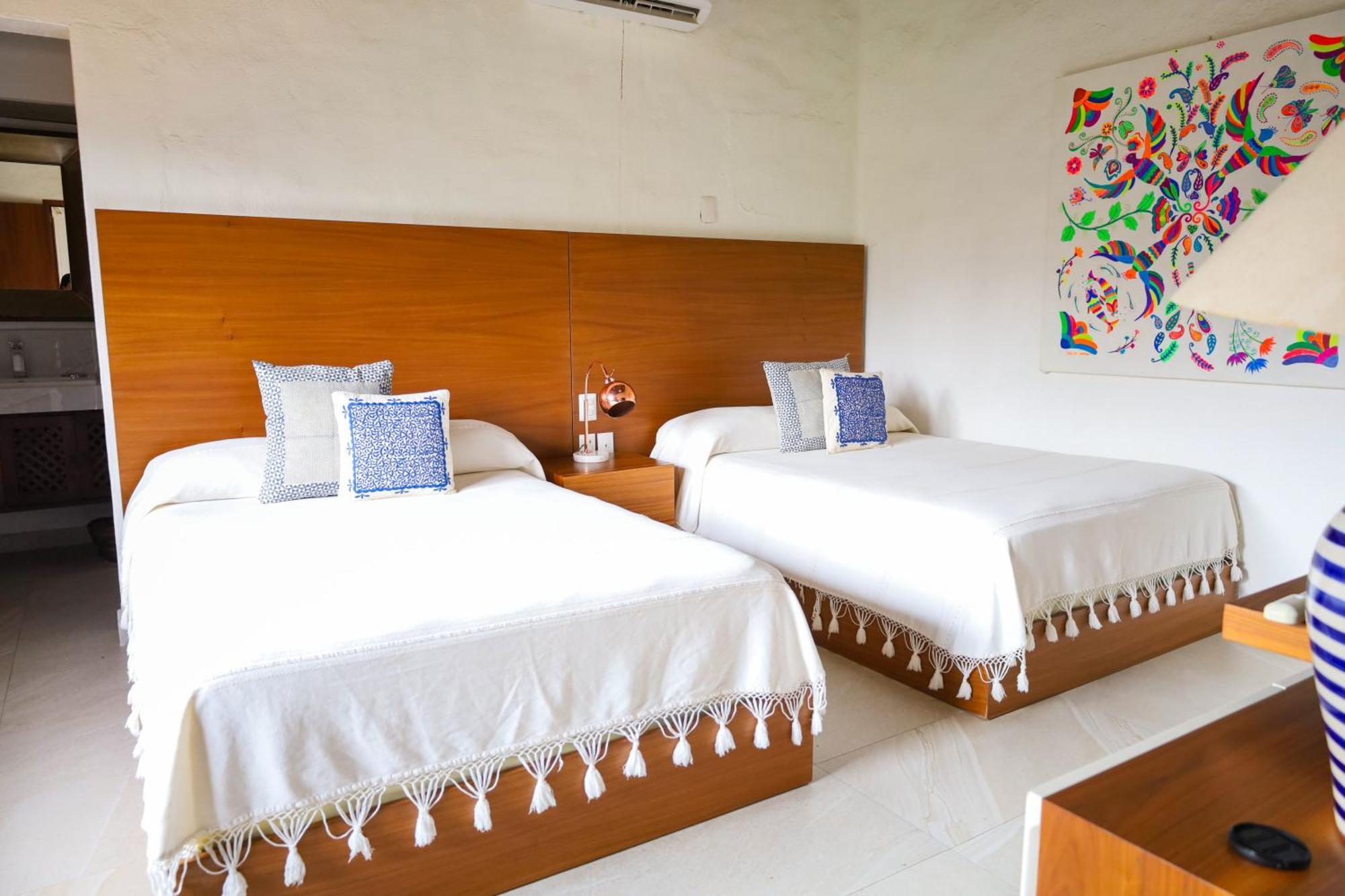 Hotel Tules 501 One Bedroom With Ocean Views And Lush Palm Gardens Puerto Vallarta
