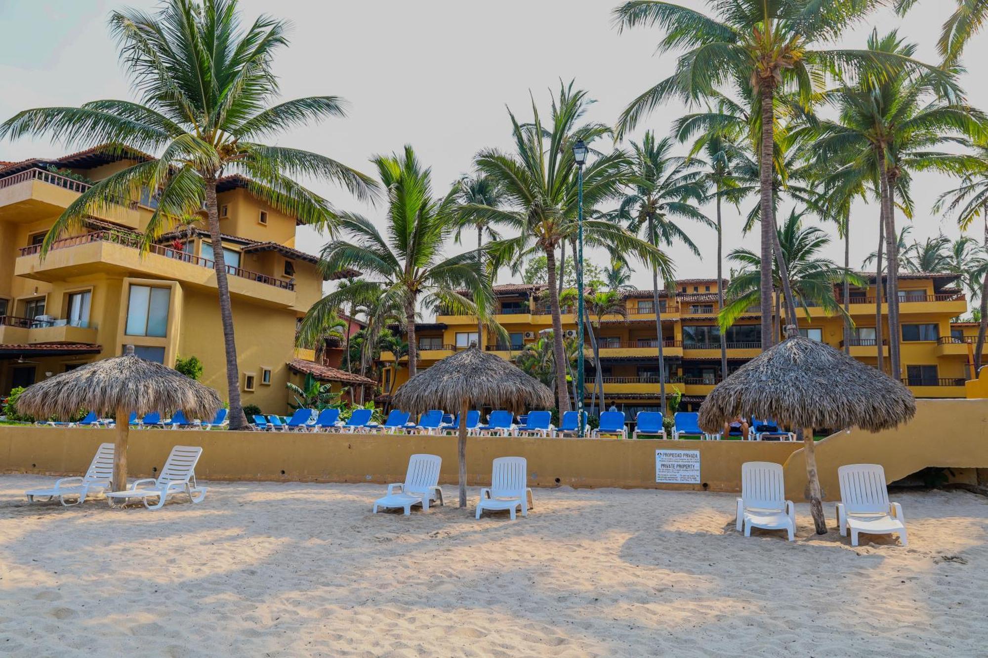 Tules 501 One Bedroom With Ocean Views And Lush Palm Gardens *