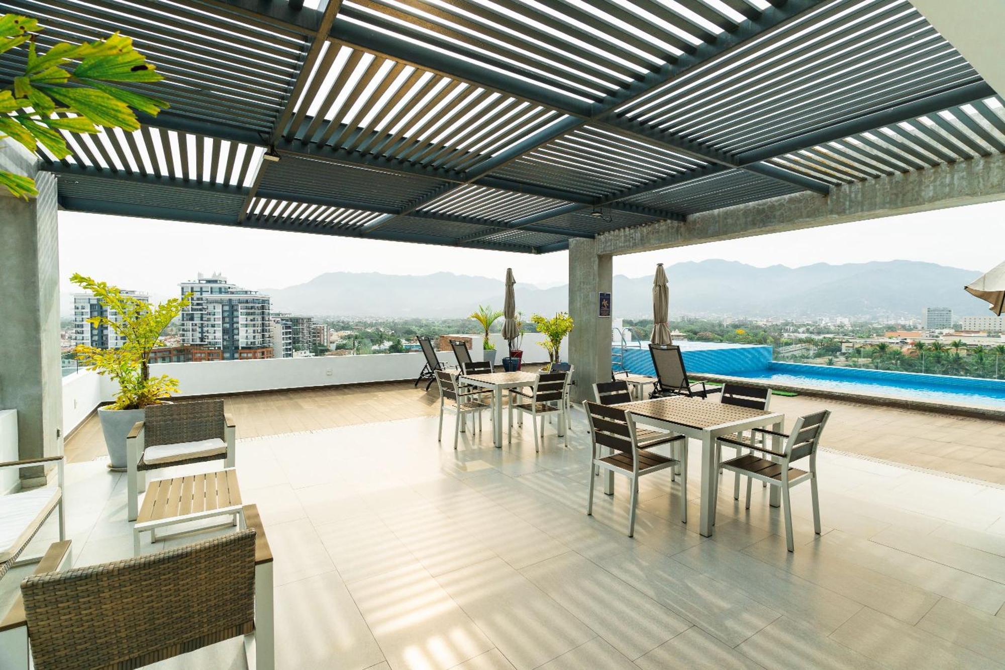 Apartment 3 Adults Or 2 Adults 2 Kids 1 Block From Ocean *