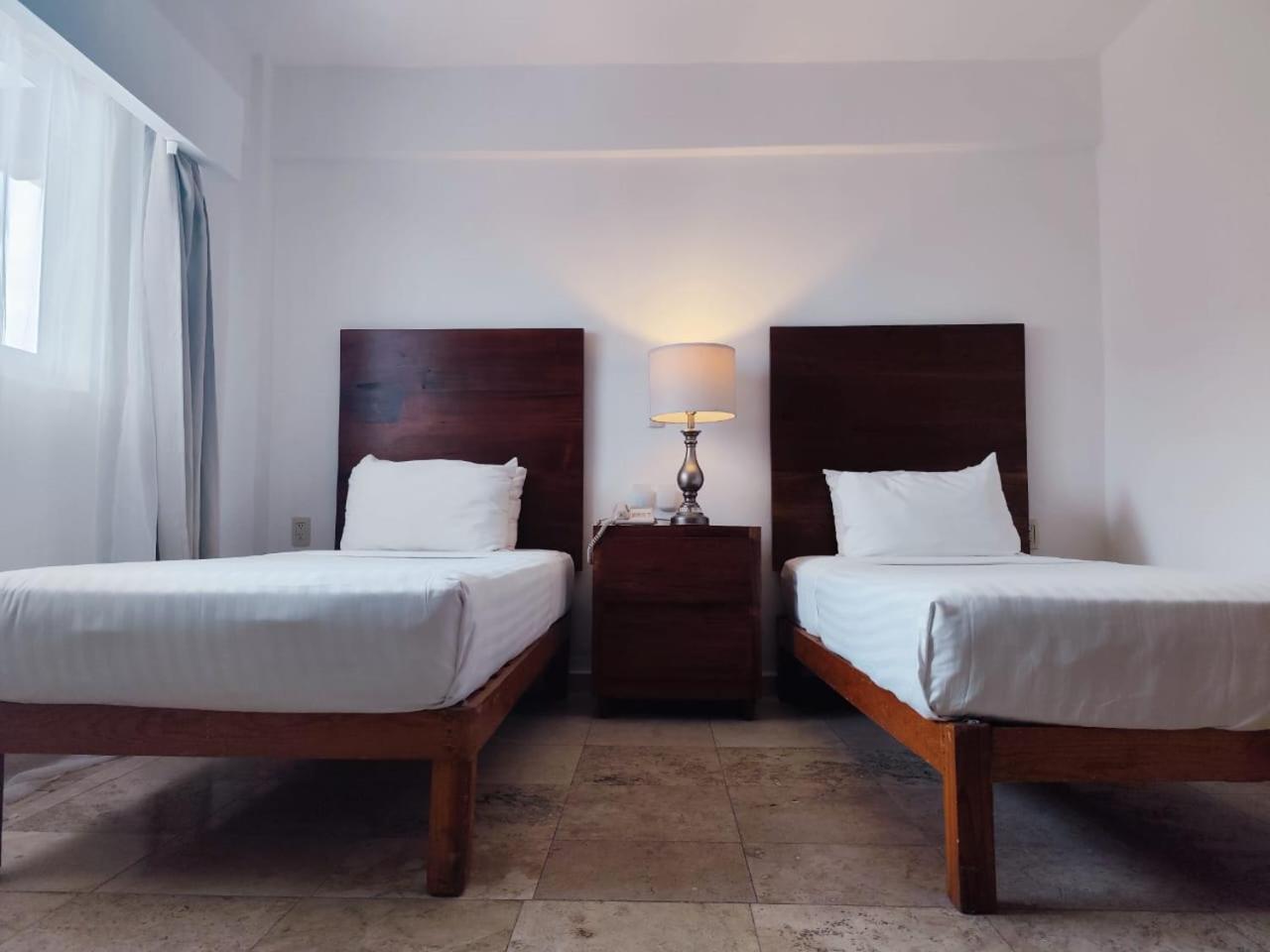Mar Elena (adults Only)