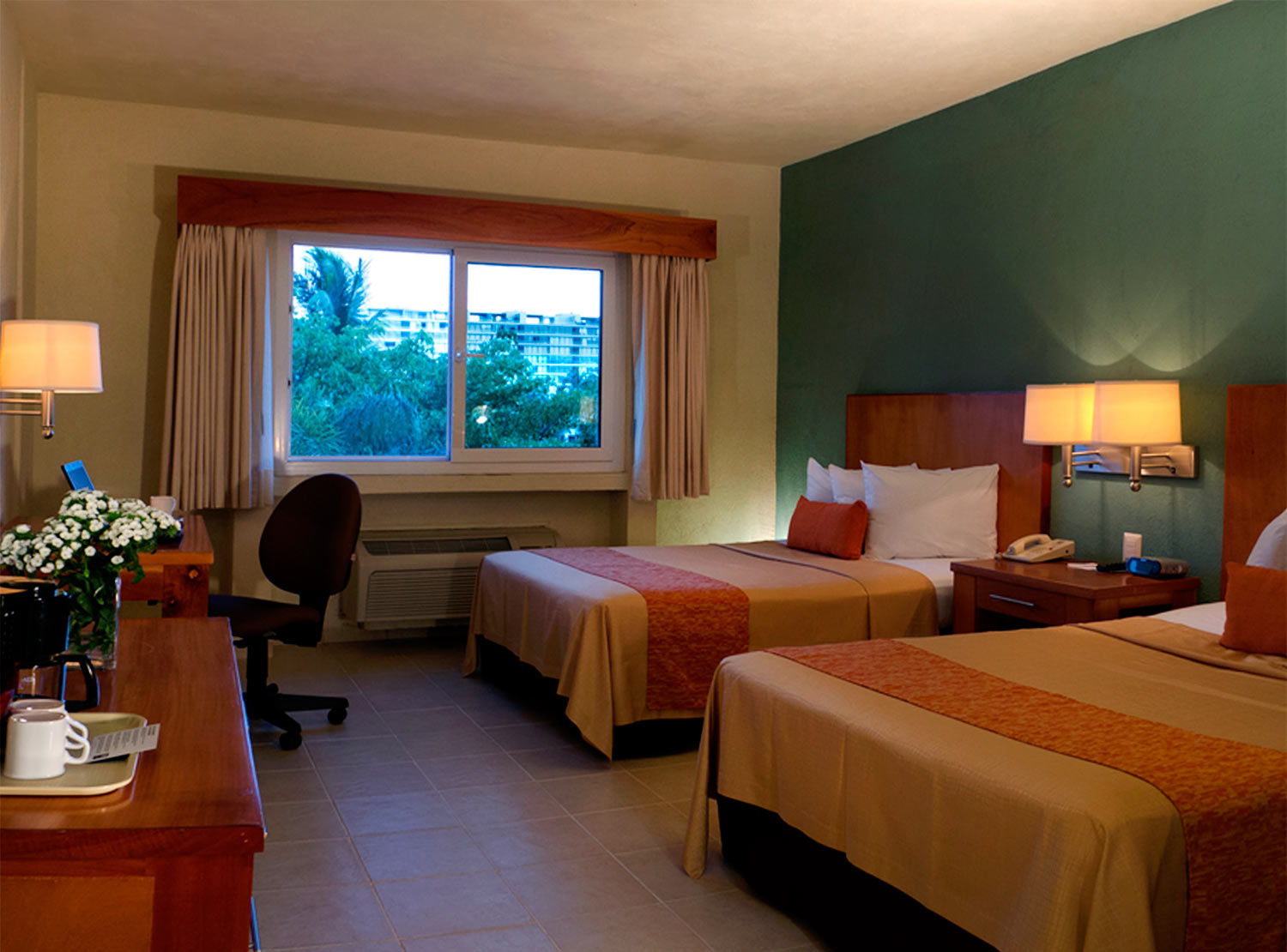 Comfort Inn 4*