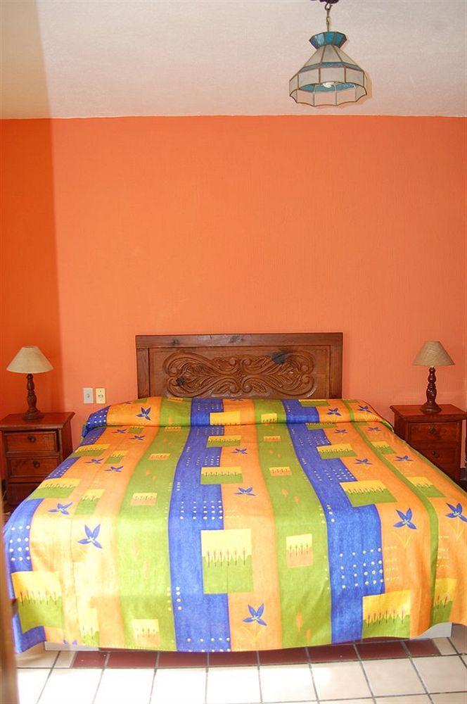 San Carlos Vallarta Apartahotel 3*