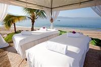 Holiday Hotel