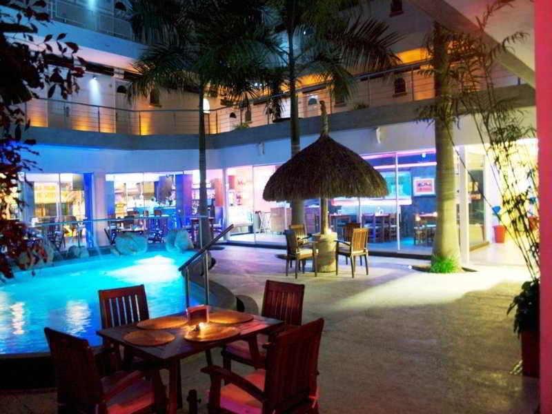 Río Malecón Hotel