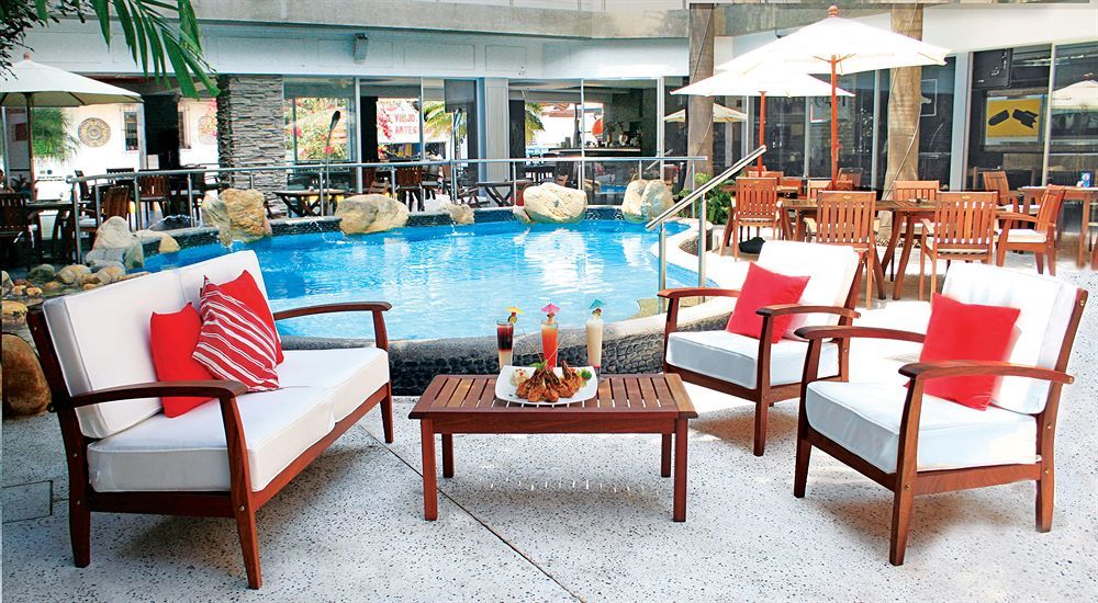 Río Malecón Hotel