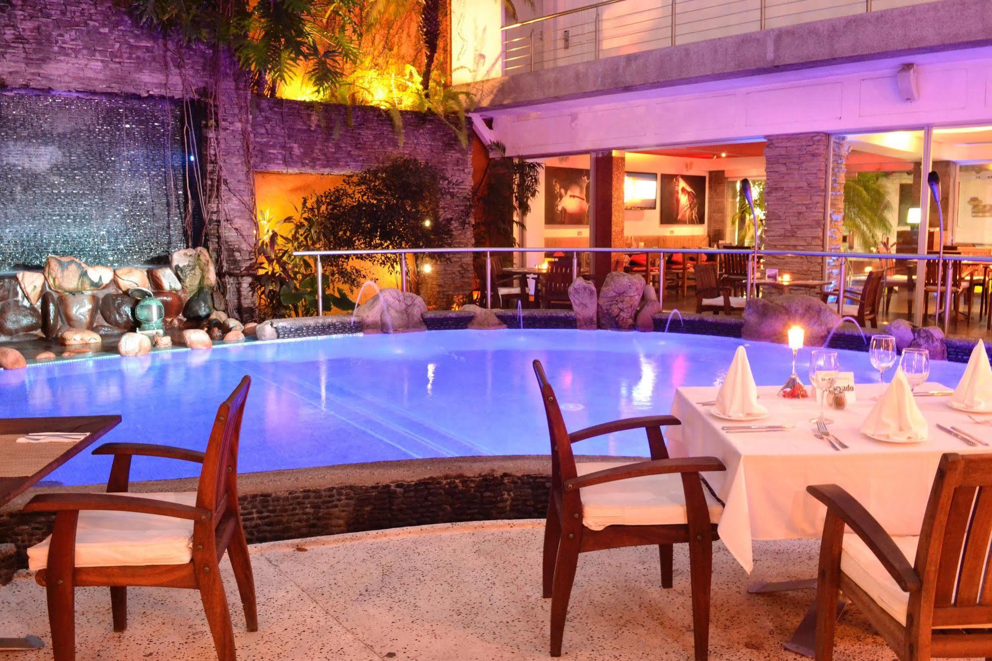 Hotel Río Malecón Puerto Vallarta