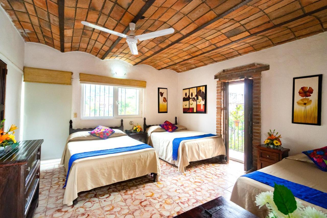 Hotel De Roger Puerto Vallarta