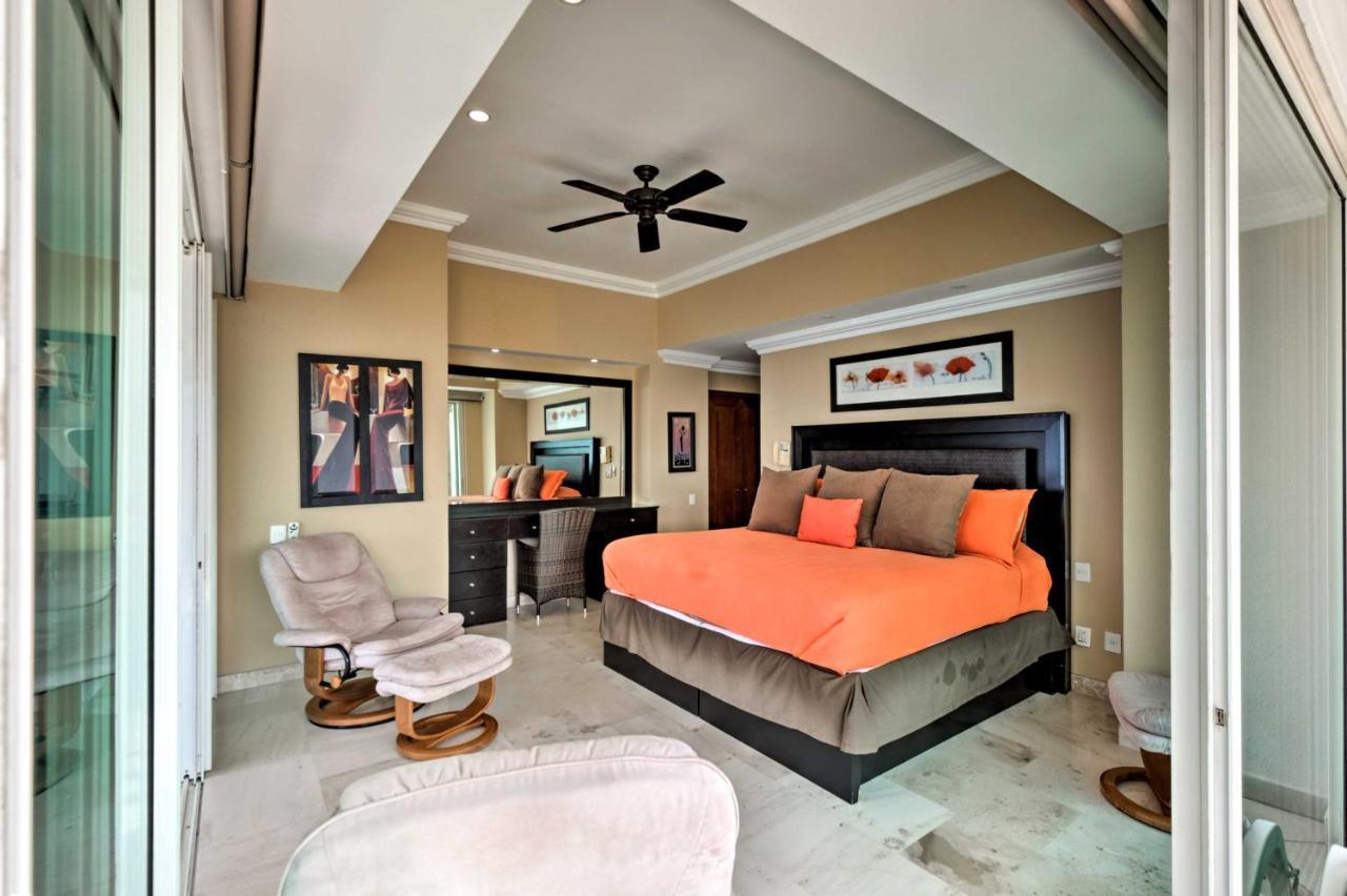 Apartment Beachfront With Wraparound Balcony! *
