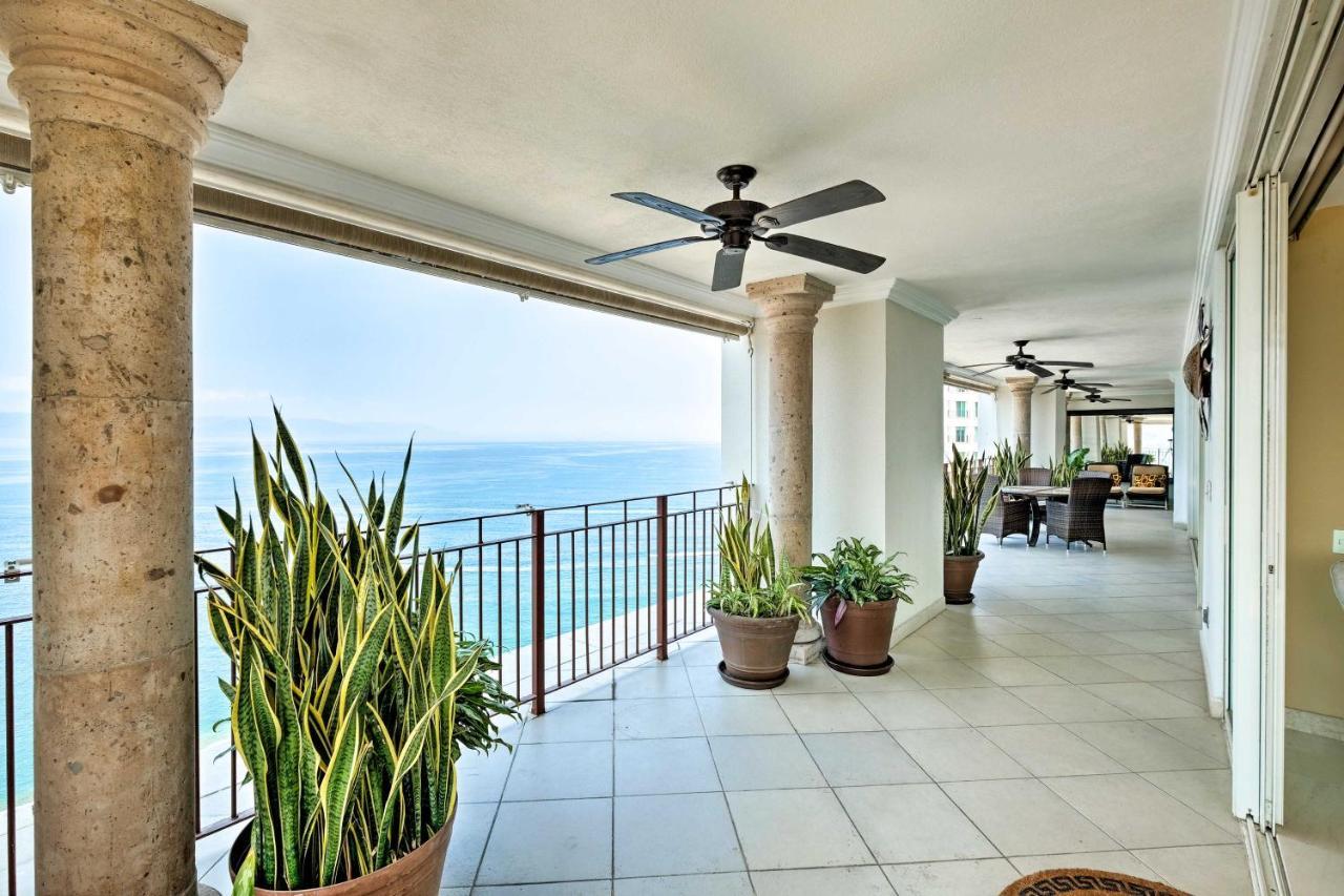 Beachfront With Wraparound Balcony! Puerto Vallarta