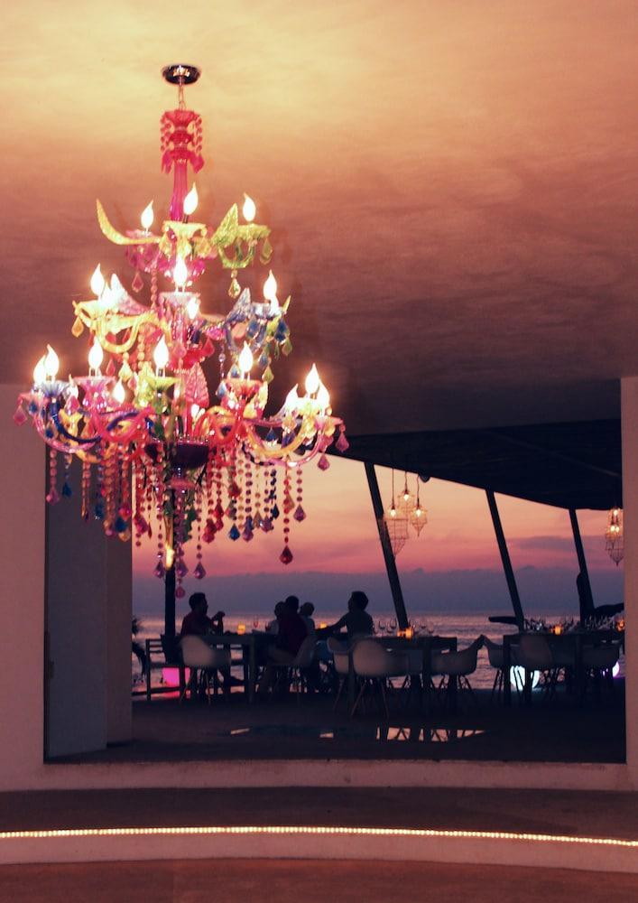 At Sapphire Ocean Club Puerto Vallarta
