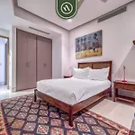 Luxury 3 Bedroom Condo - Beachfront - Multiple Pools