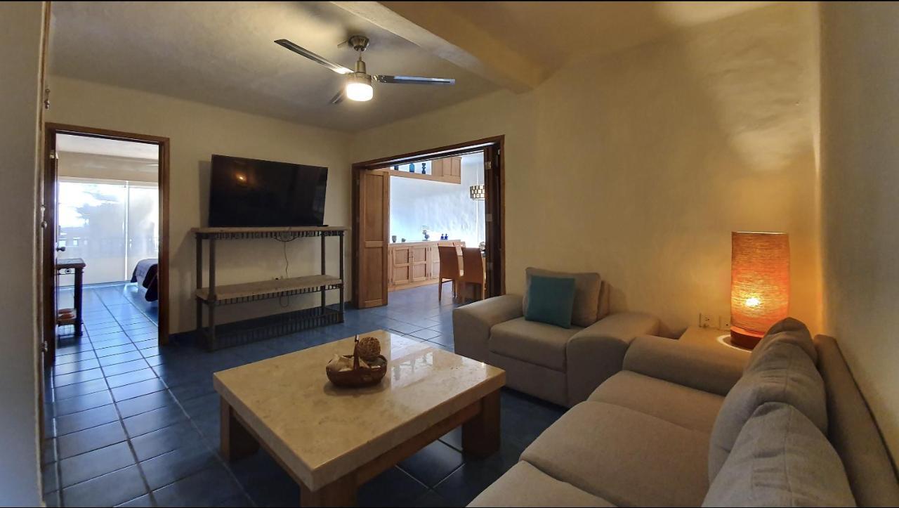 Tules - Huge Beachfront In An Amazing Location Apartamento