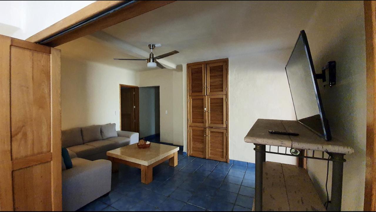 Tules - Huge Beachfront In An Amazing Location Apartamento Puerto Vallarta