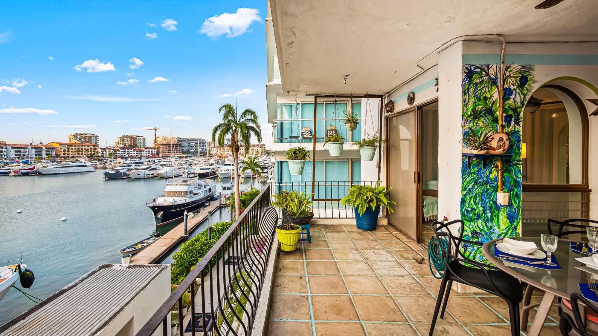 2br Marina