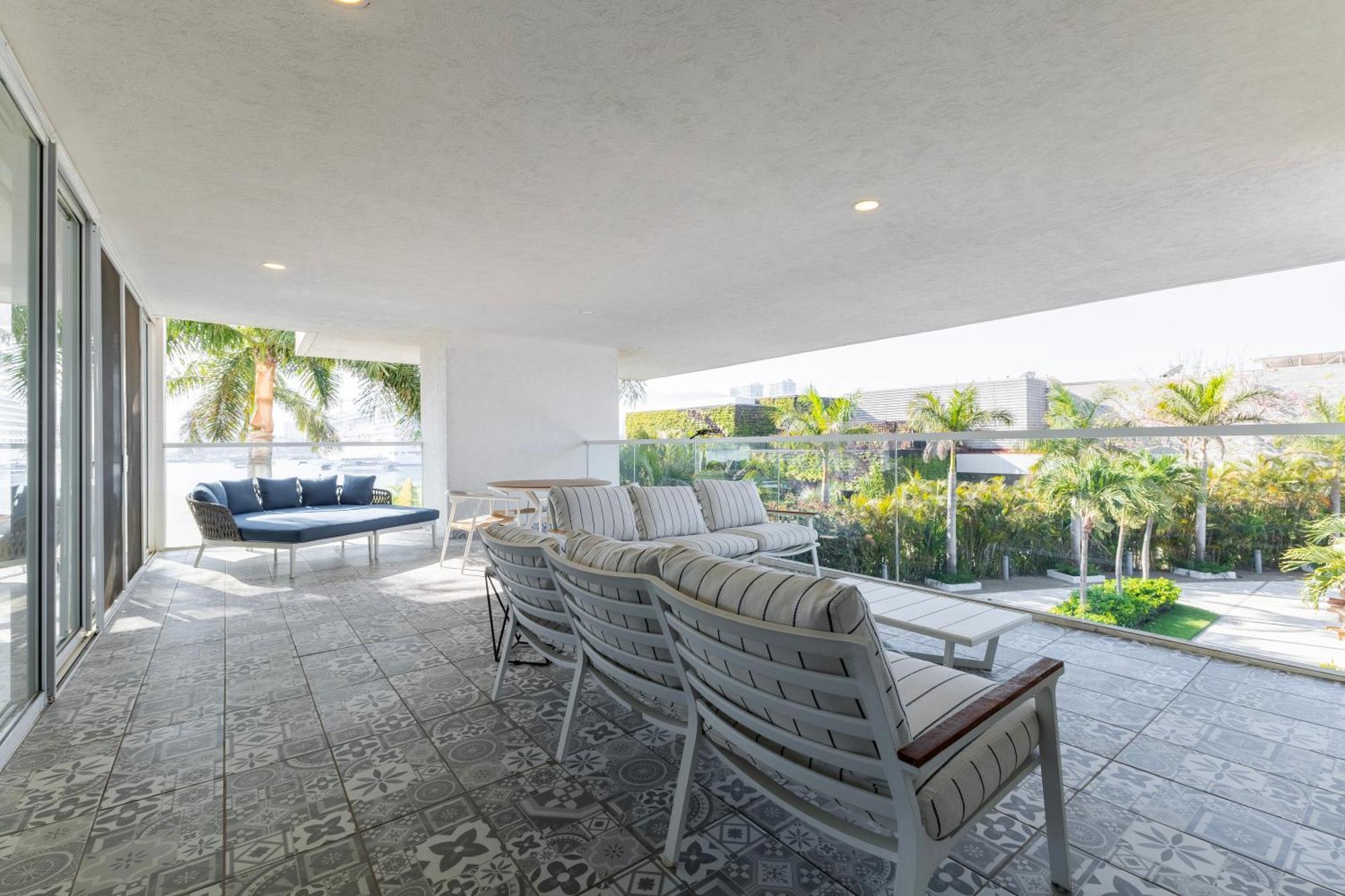 Capitalia Tres Mares Residences & Marina Aparthotel *