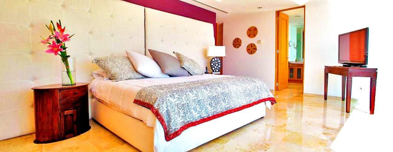 Zamora's Unlimited Luxury Penthouse 5* Puerto Vallarta