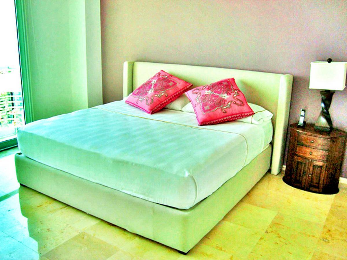 Zamora's Unlimited Luxury Penthouse 5*