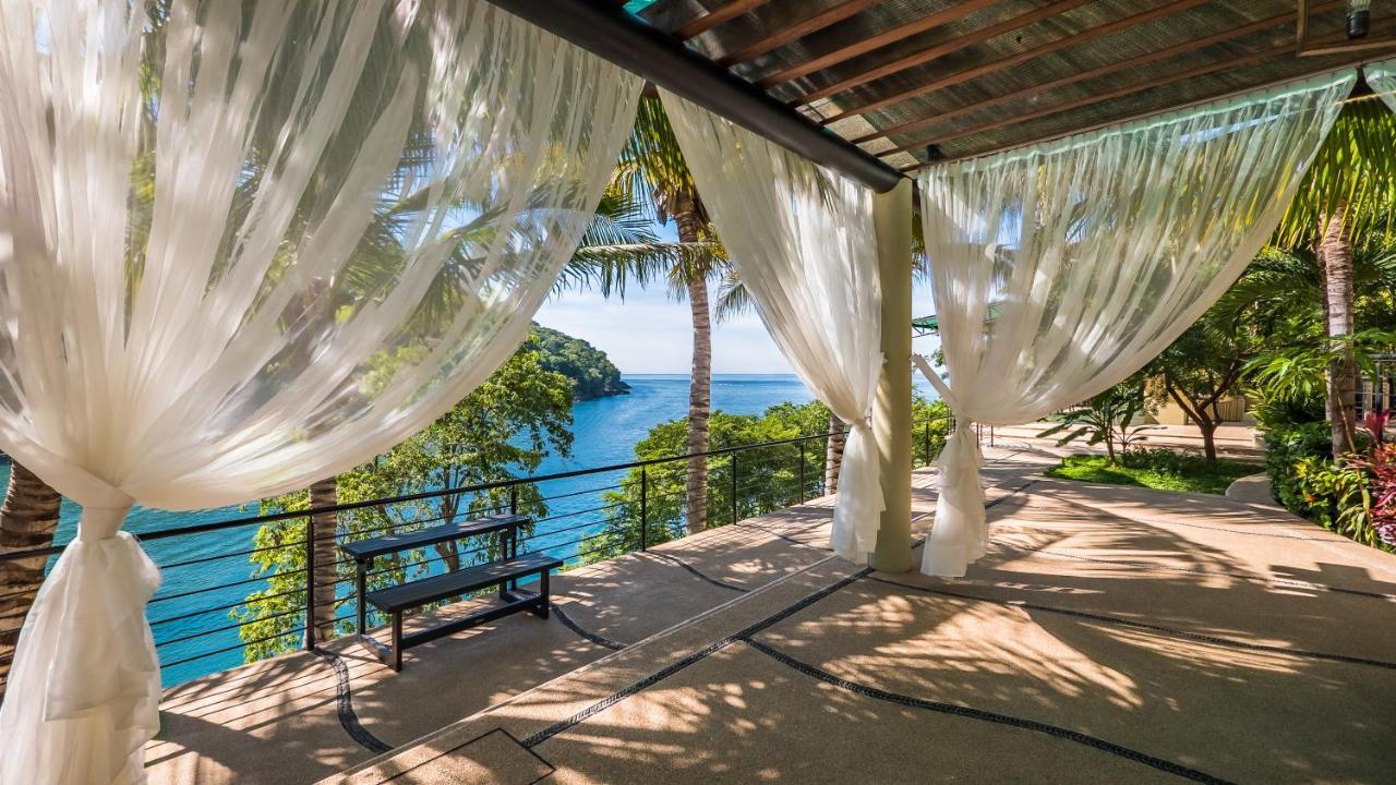 Luna With Two King Size Beds, With Walk Out Terrace Overlooking The * Puerto Vallarta