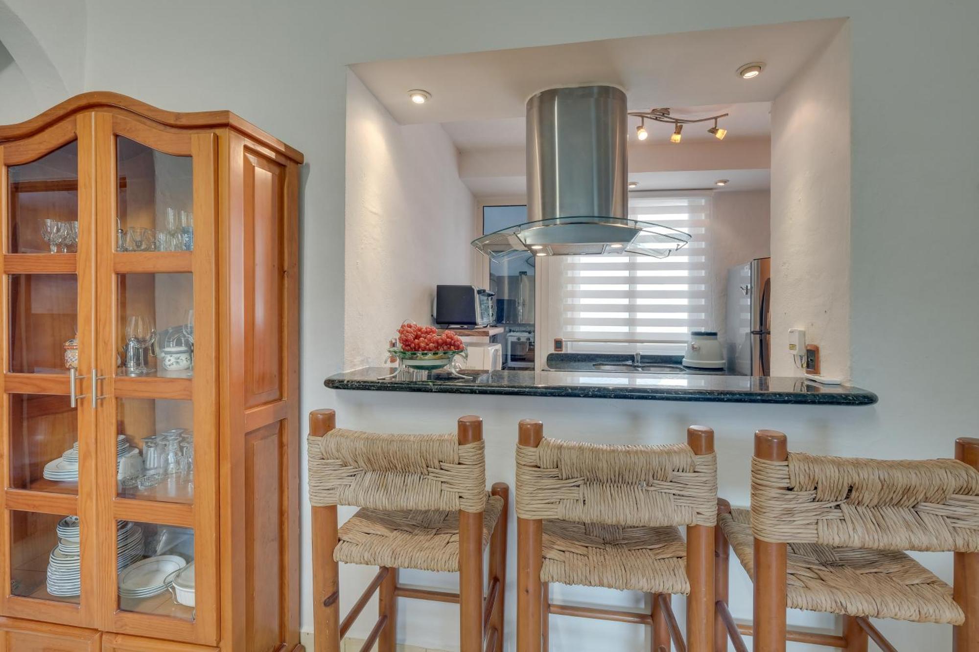 Hideaway With Balcony And Pool! Apartamento Puerto Vallarta