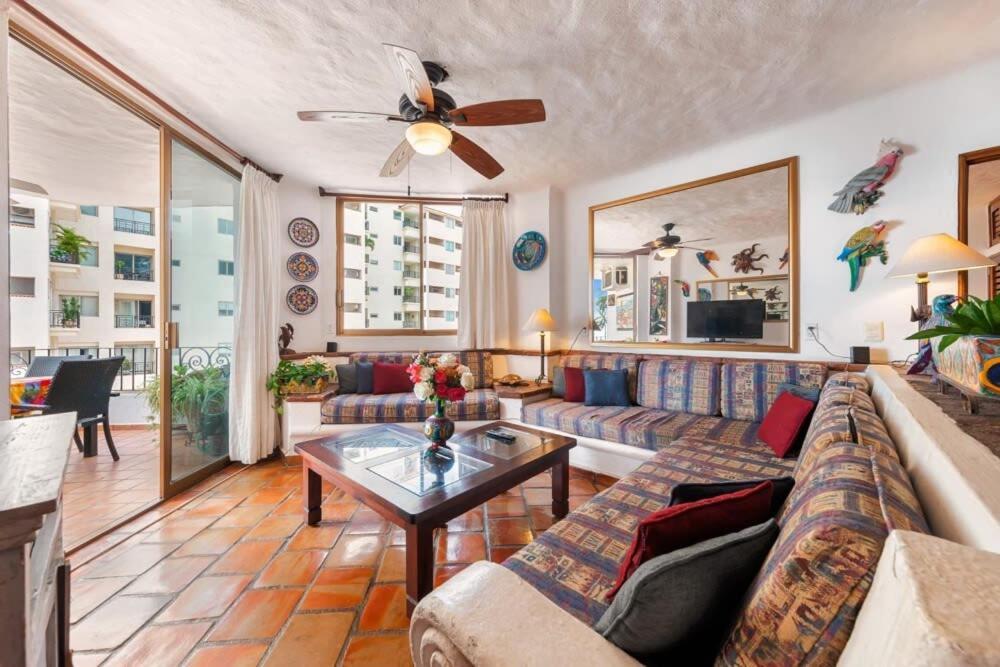 Apartment Ocean View 2br Condo-balcony-beach-pool Puerto Vallarta