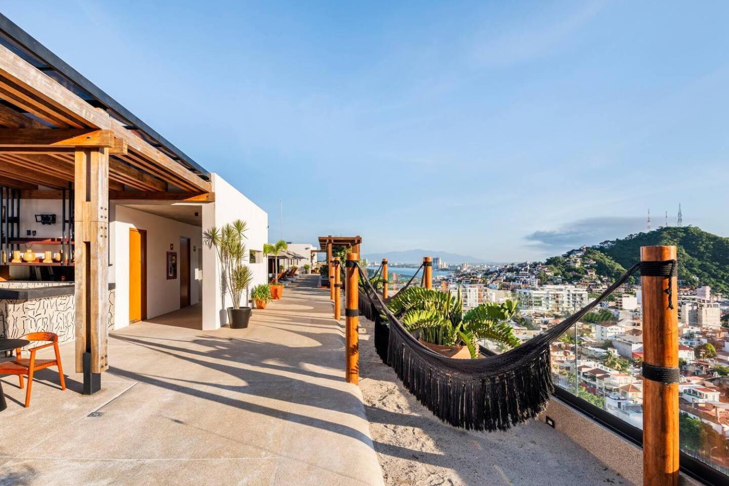 Sail View 105 Vallarta, Ocean View Apartment *
